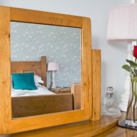 Sheriff Lodge Matlock  Bagian luar foto